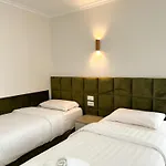 Appartamento Luna Golem (Tirana)