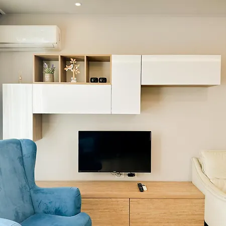 Luna Apartmán Golem (Tirana)