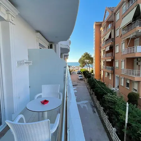 Luna Daire Golem (Tirana)